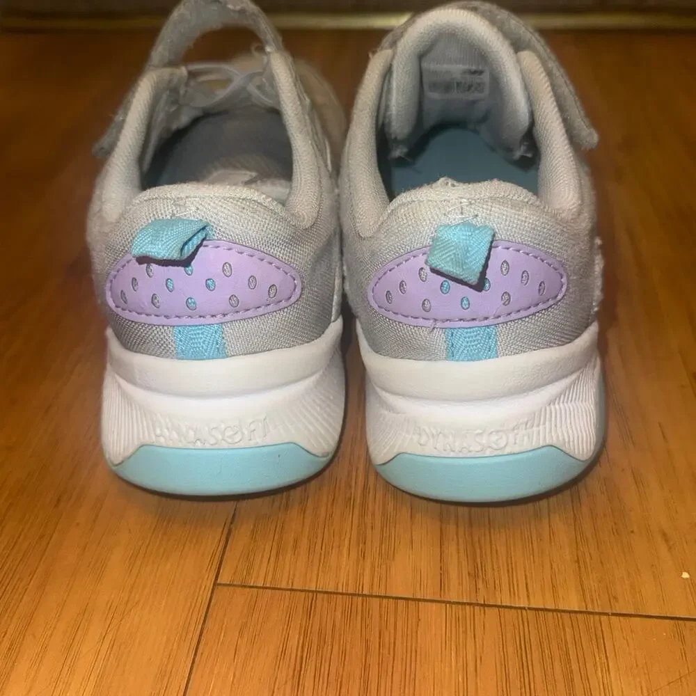 New Balance DynaSoft 545 Kids Size 2 Gray Lilac Blue Running Shoes Sneakers